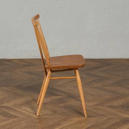 スティックバックチェア