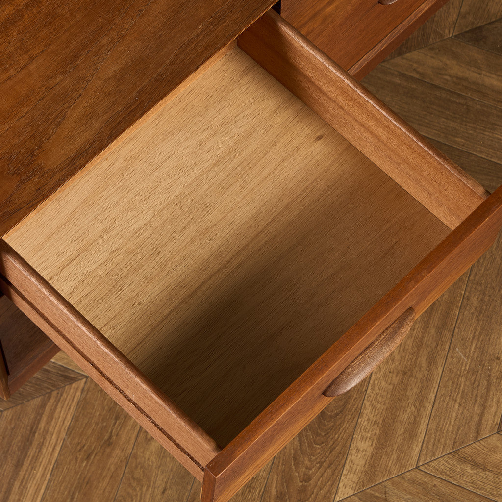 イギリス ヴィンテージ サイドボード