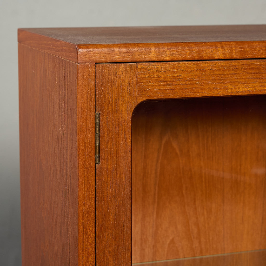 Fresco ガラス ブックケース カスタム アイアン ヘアピンレッグ