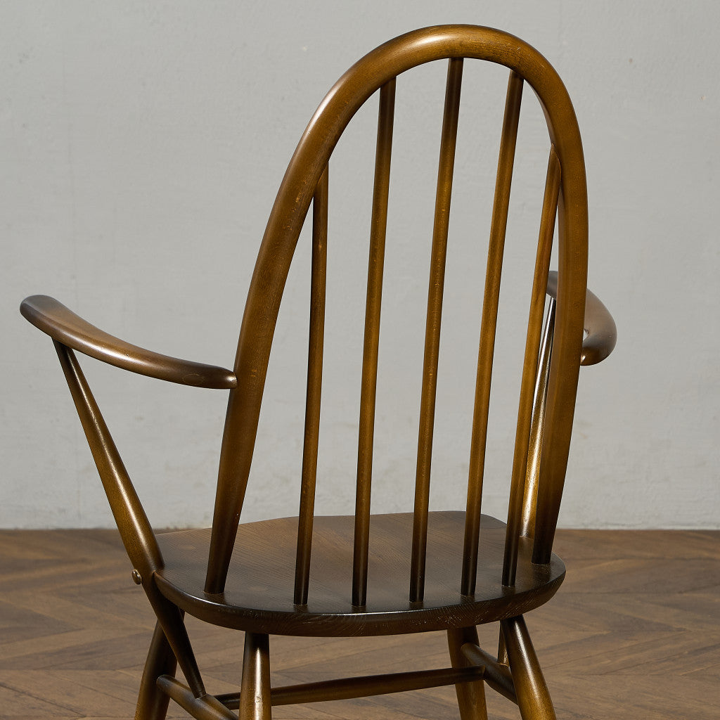 ヴィンテージ クエーカー アームチェア ラウンドゴールドラベル