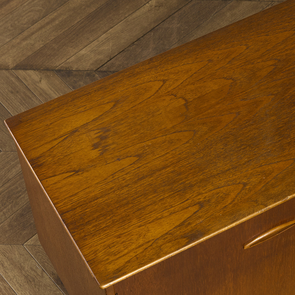 ヴィンテージ サイドボード