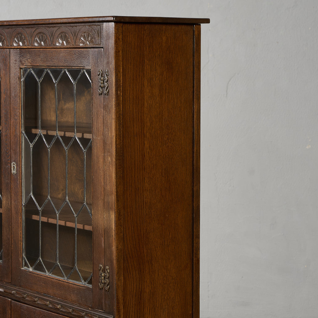 ガラス キャビネット