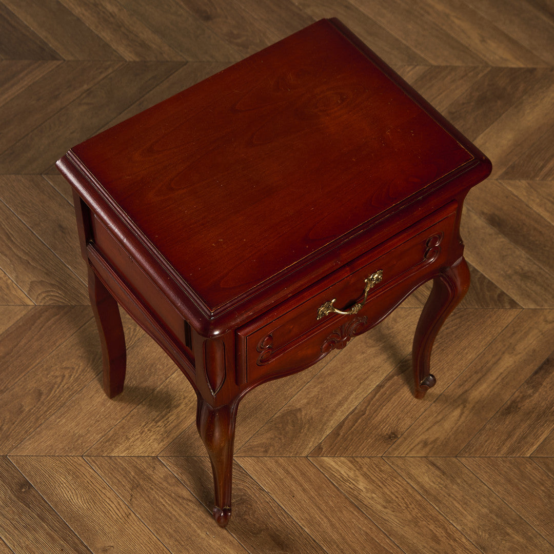 英国 クラシック ベッドサイド キャビネット