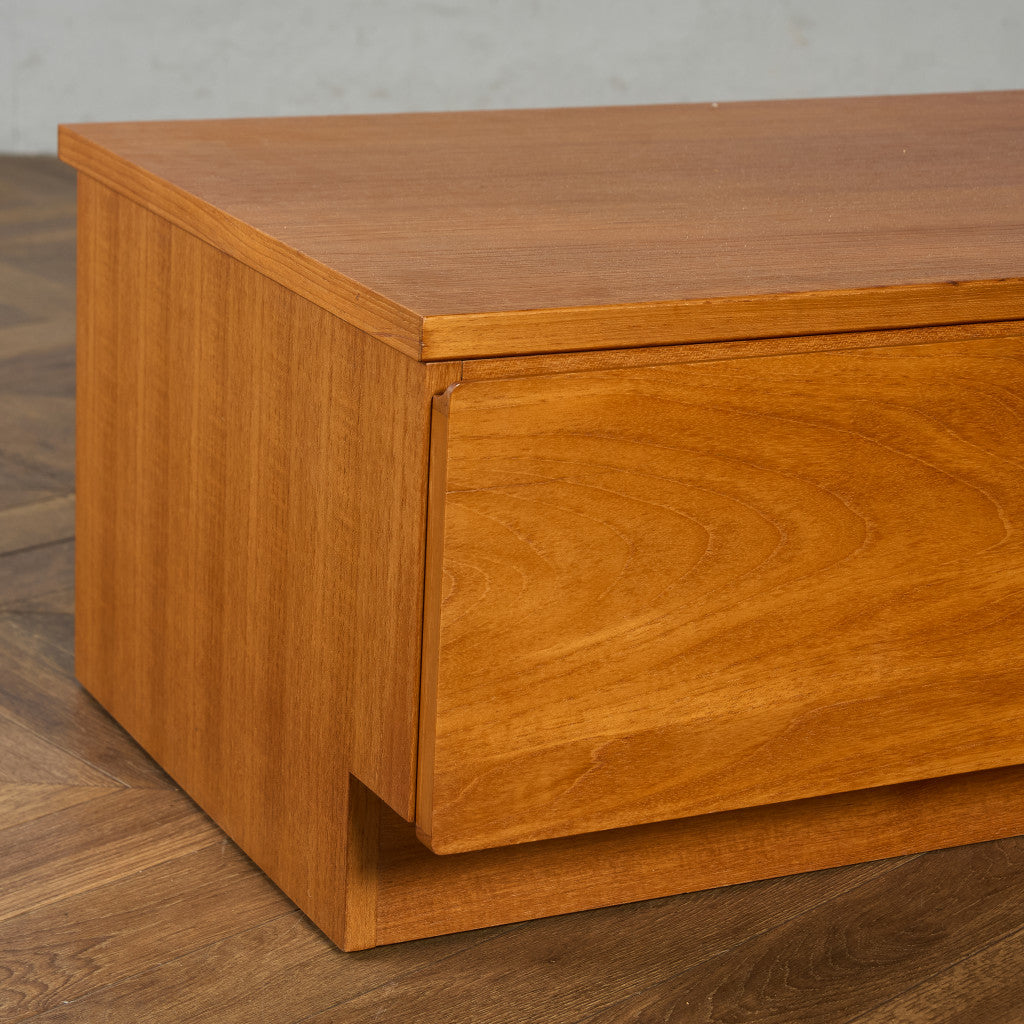 ヴィンテージ サイド キャビネット