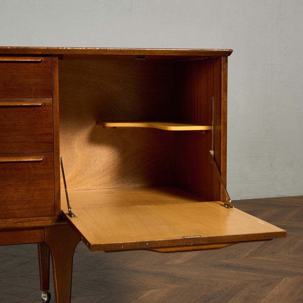 ヴィンテージ サイドボード 食器棚