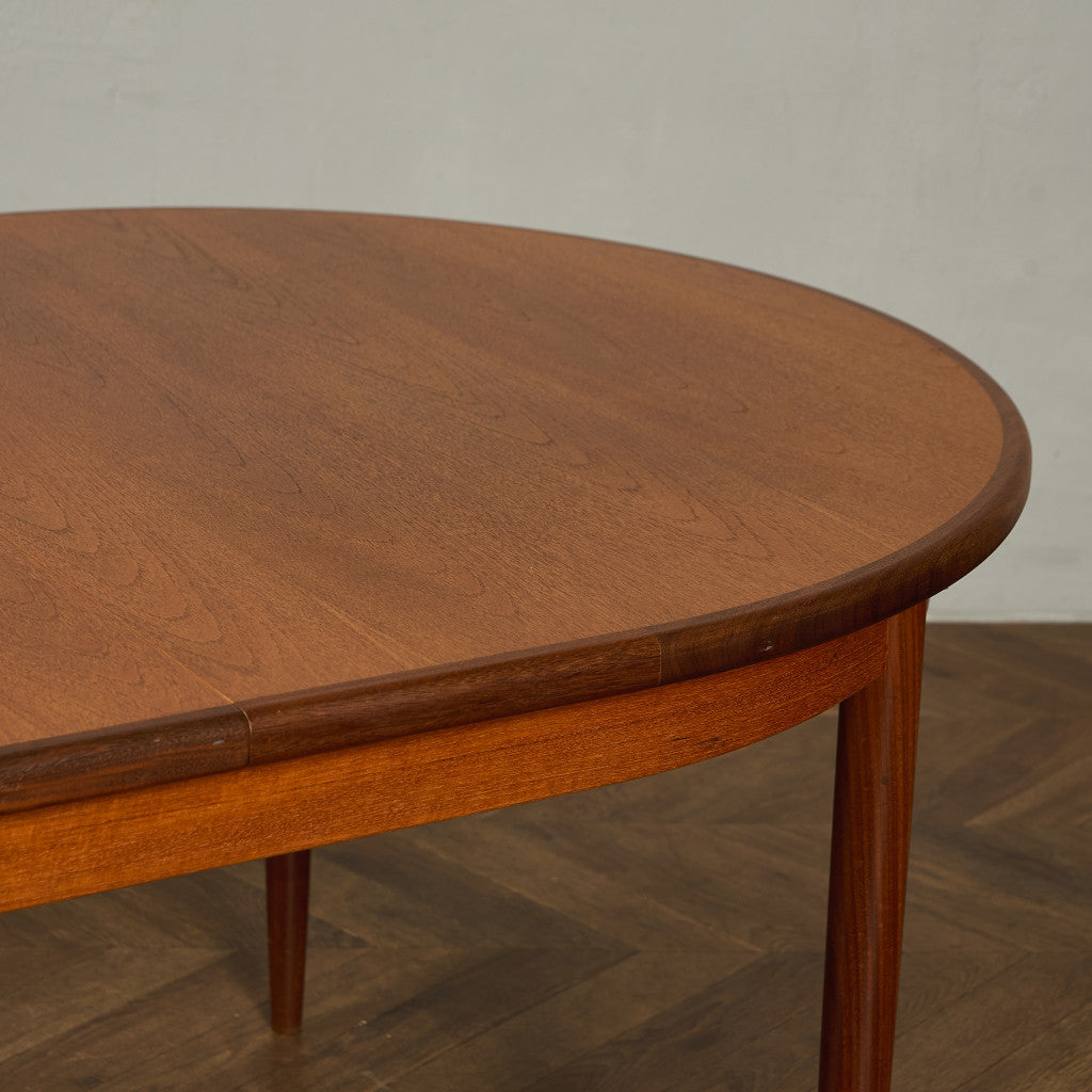 ヴィンテージ エクステンション オーバルダイニングテーブル