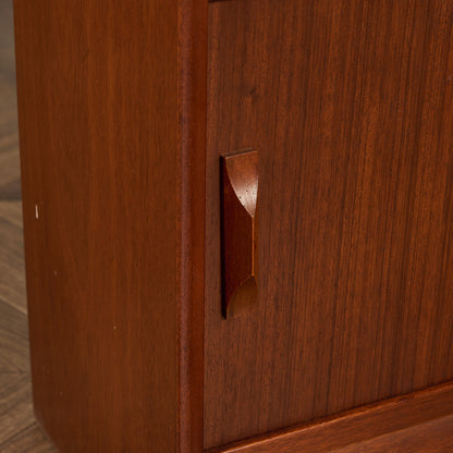 英国 ヴィンテージ ガラス キャビネット