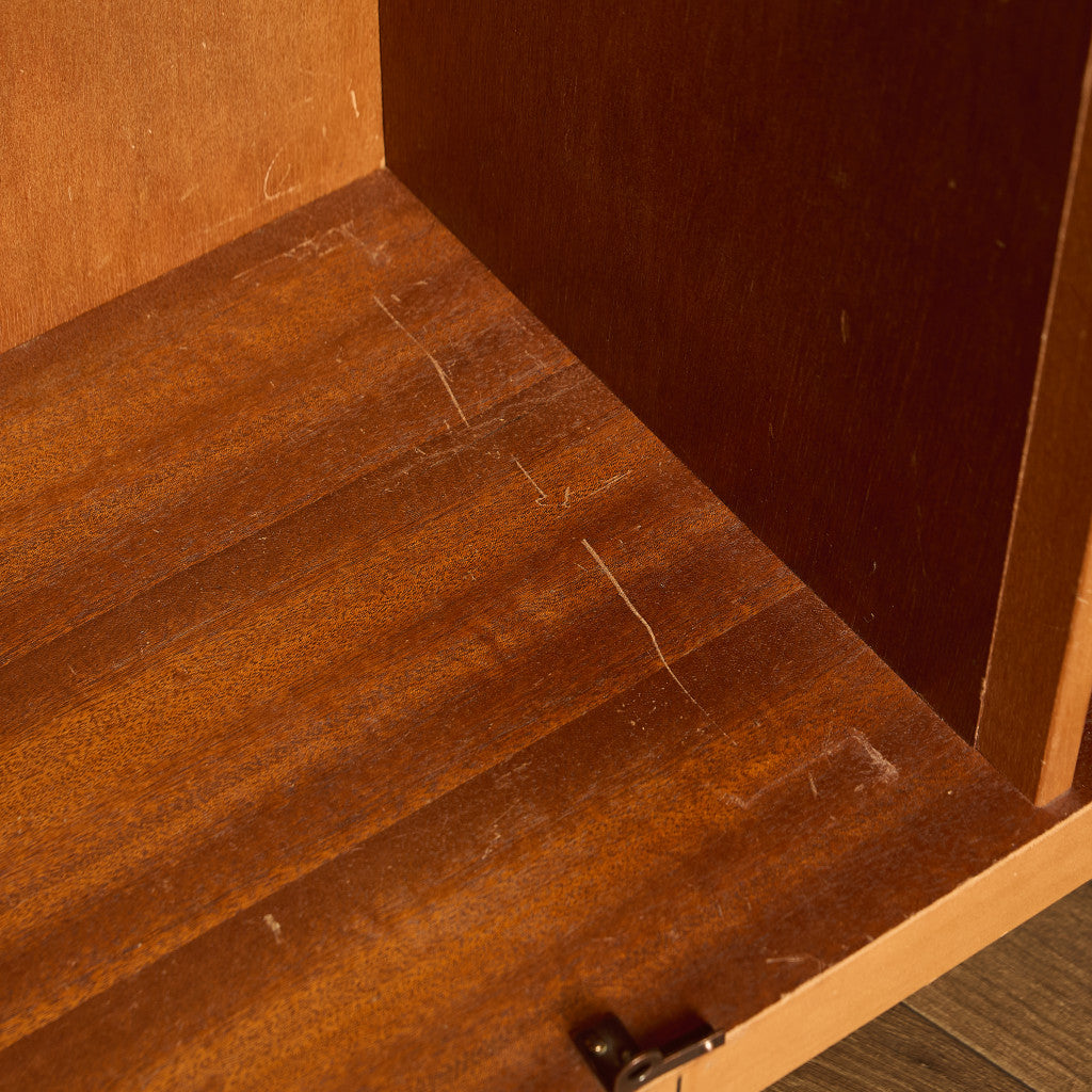 ヴィンテージ ワードローブ