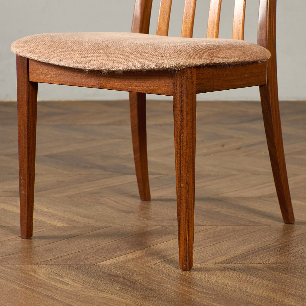 スラットバックチェア (4540)