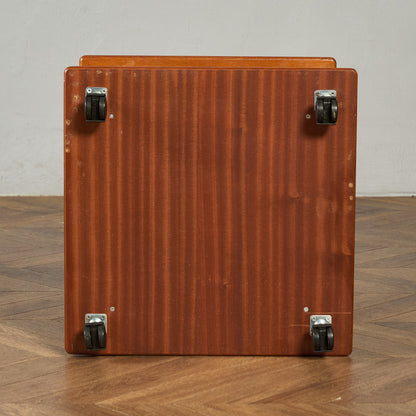 デンマーク ヴィンテージ マガジンラック付き コーヒーテーブル