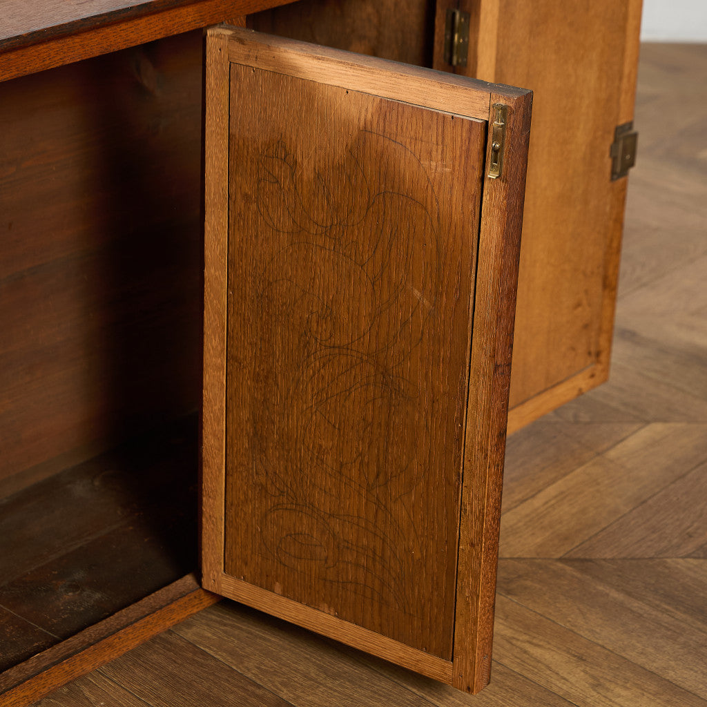 英国 アンティーク キャビネット