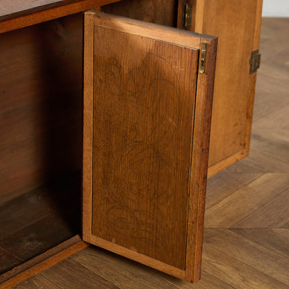 英国 アンティーク キャビネット