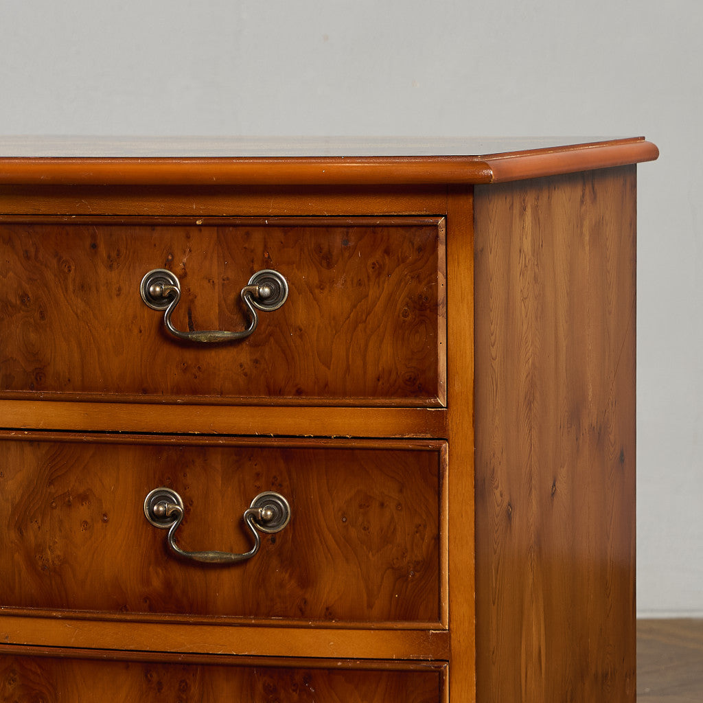 英国 クラシック 4段 チェスト