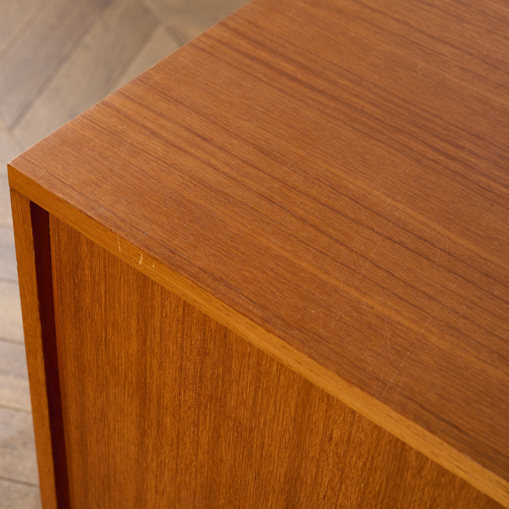 英国 ヴィンテージ キャビネット