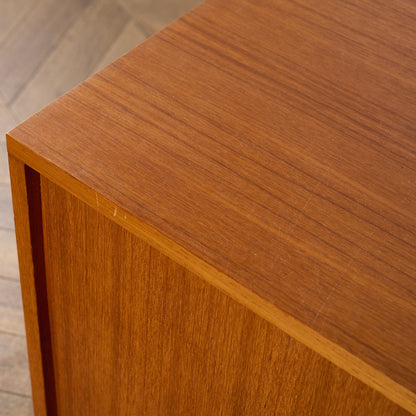 英国 ヴィンテージ キャビネット