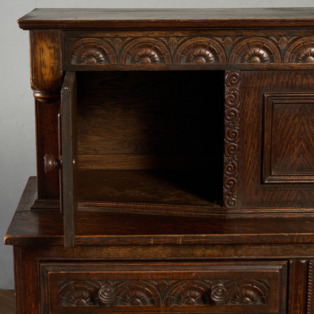 英国 クラシック コートカップボード