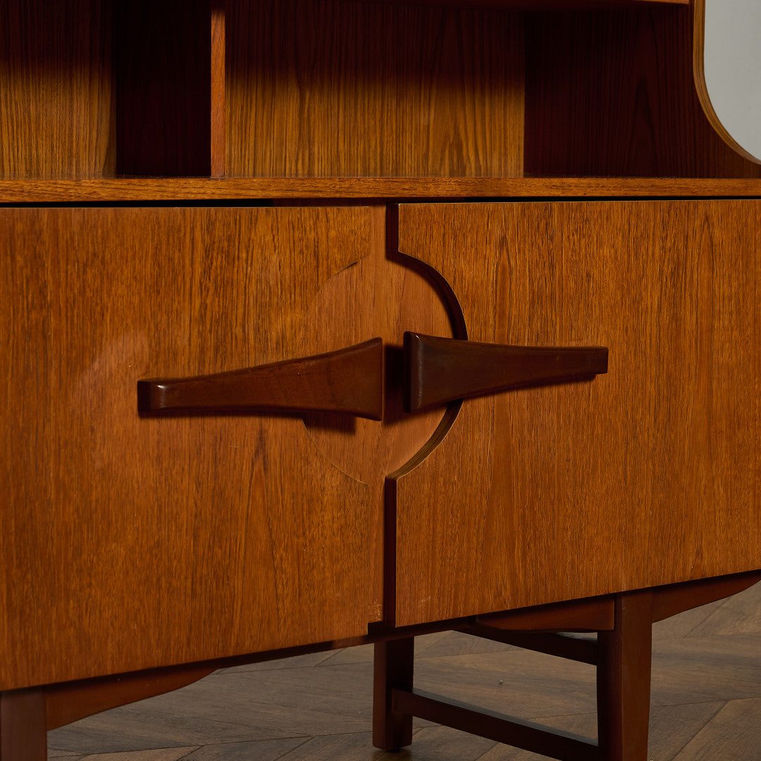 英国 ヴィンテージ キャビネット 本棚