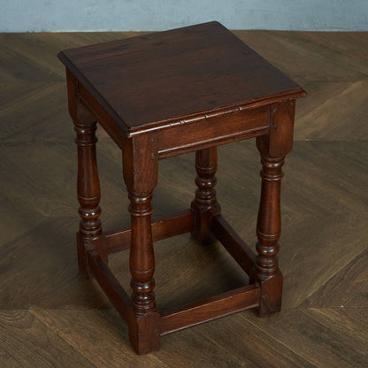 British classic oak nesting table #84618