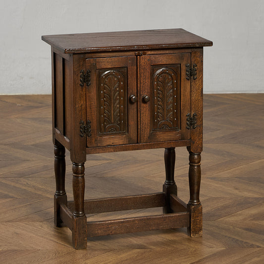 英国 クラシック サイドキャビネット サイドテーブル