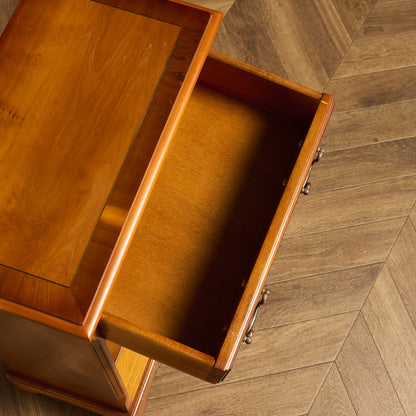 英国 クラシック サイドキャビネット