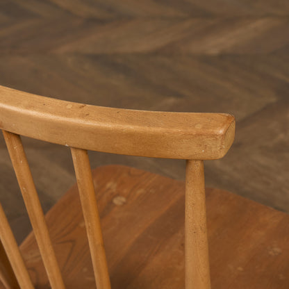 スティックバックチェア