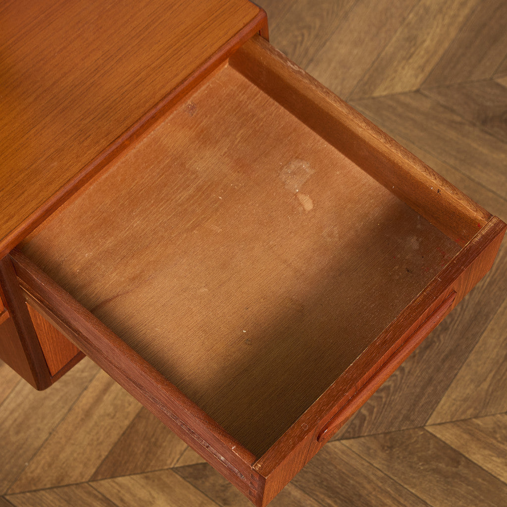 ニューフレスコ ドレッシングデスク (1986)