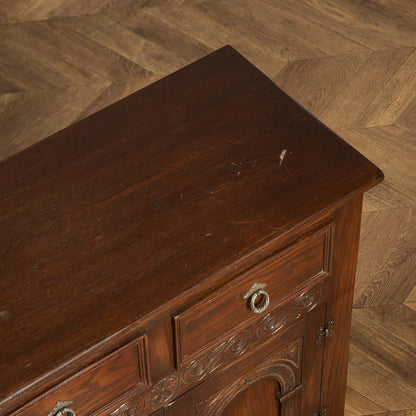 英国 クラシック キャビネット