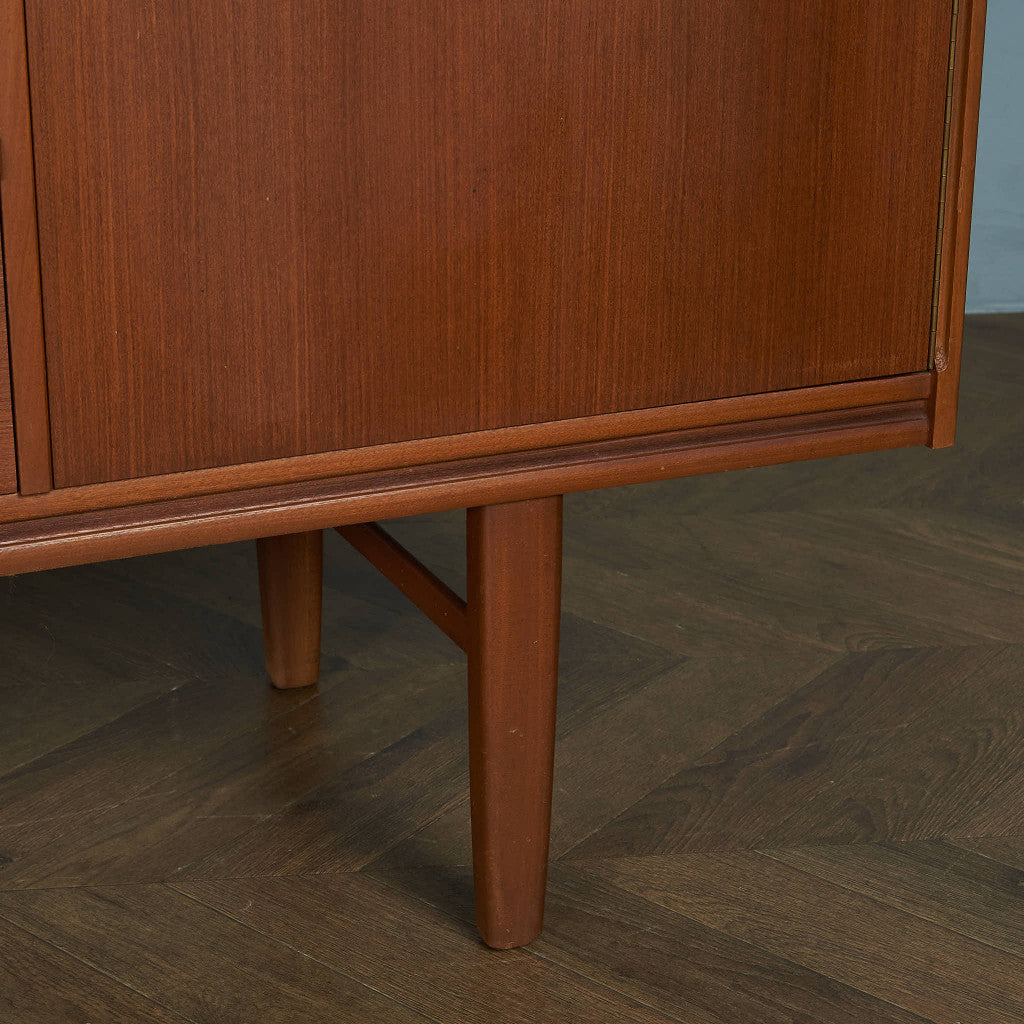 イギリスヴィンテージ サイドボード / カップボード