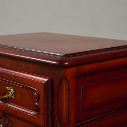 英国 クラシック ベッドサイド キャビネット