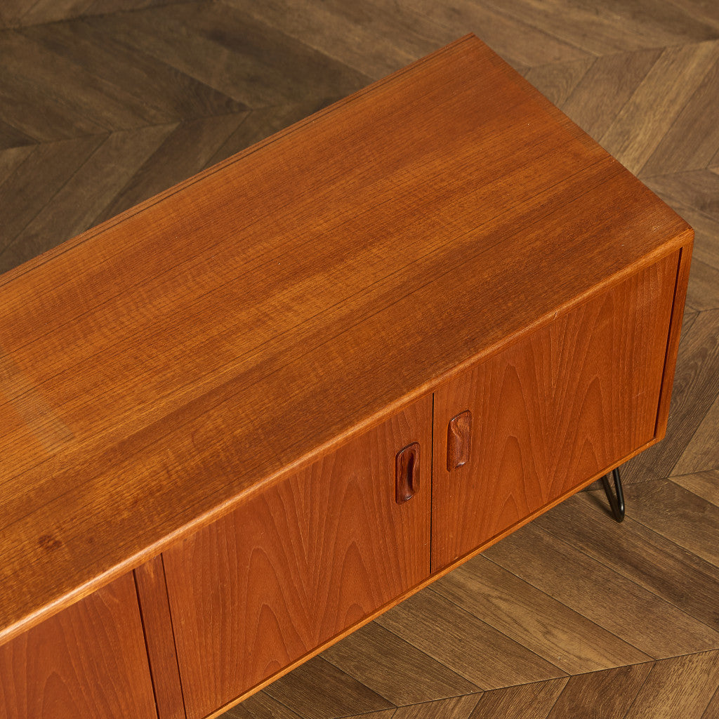 Fresco ヴィンテージ サイドボード カスタム アイアン ヘアピンレッグ