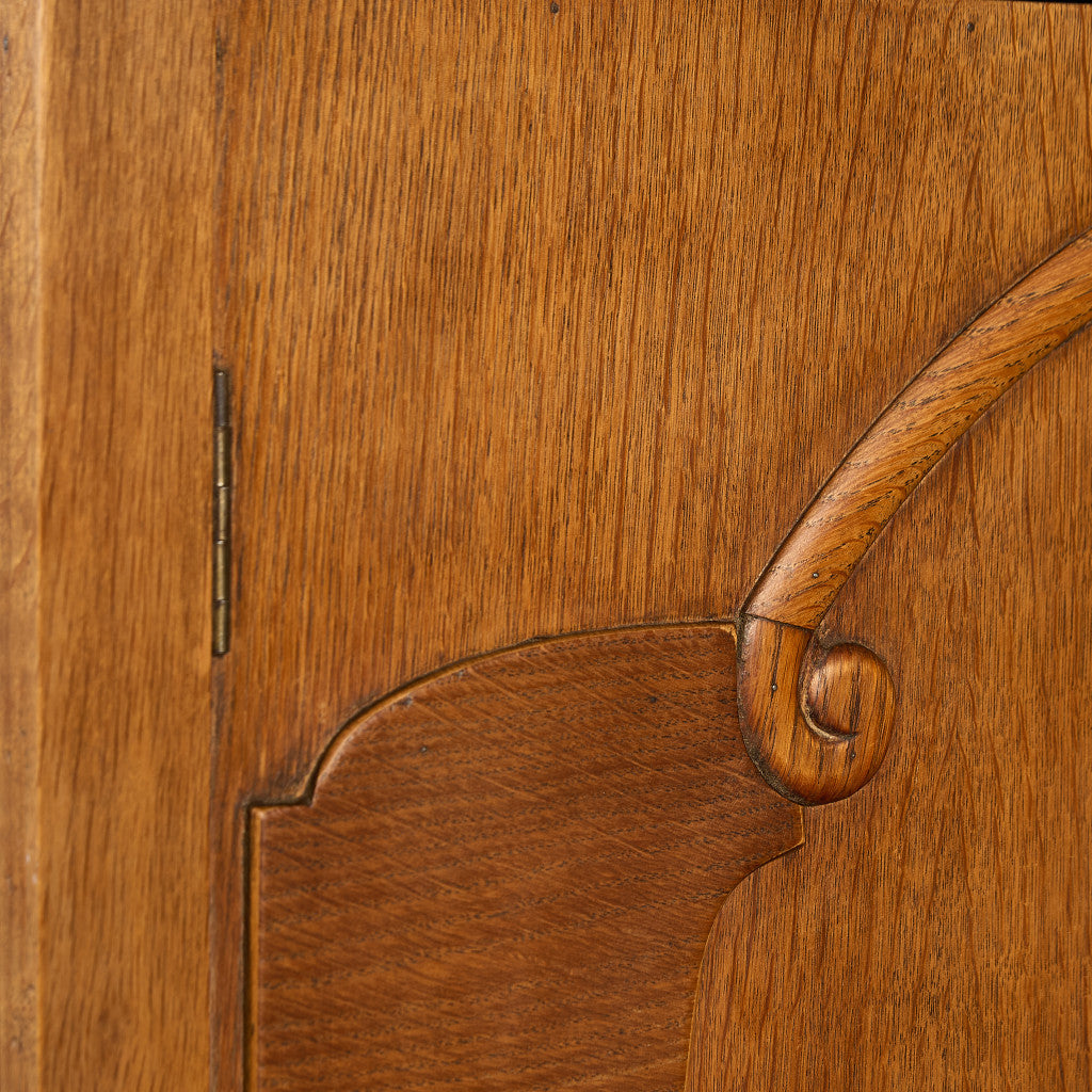 英国 クラシック アールデコ 様式 ジェンツローブ ワードローブ