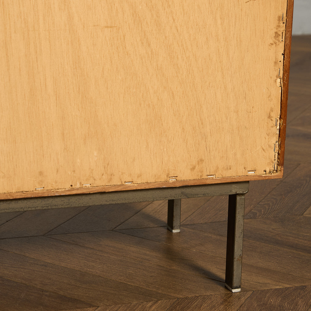 英国 ヴィンテージ キャビネット