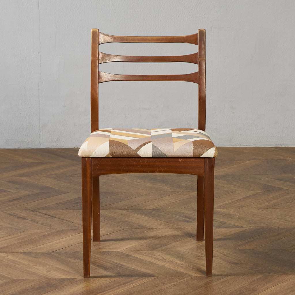 ヴィンテージ ダイニングチェア / 座面張替え済み (LUUM)