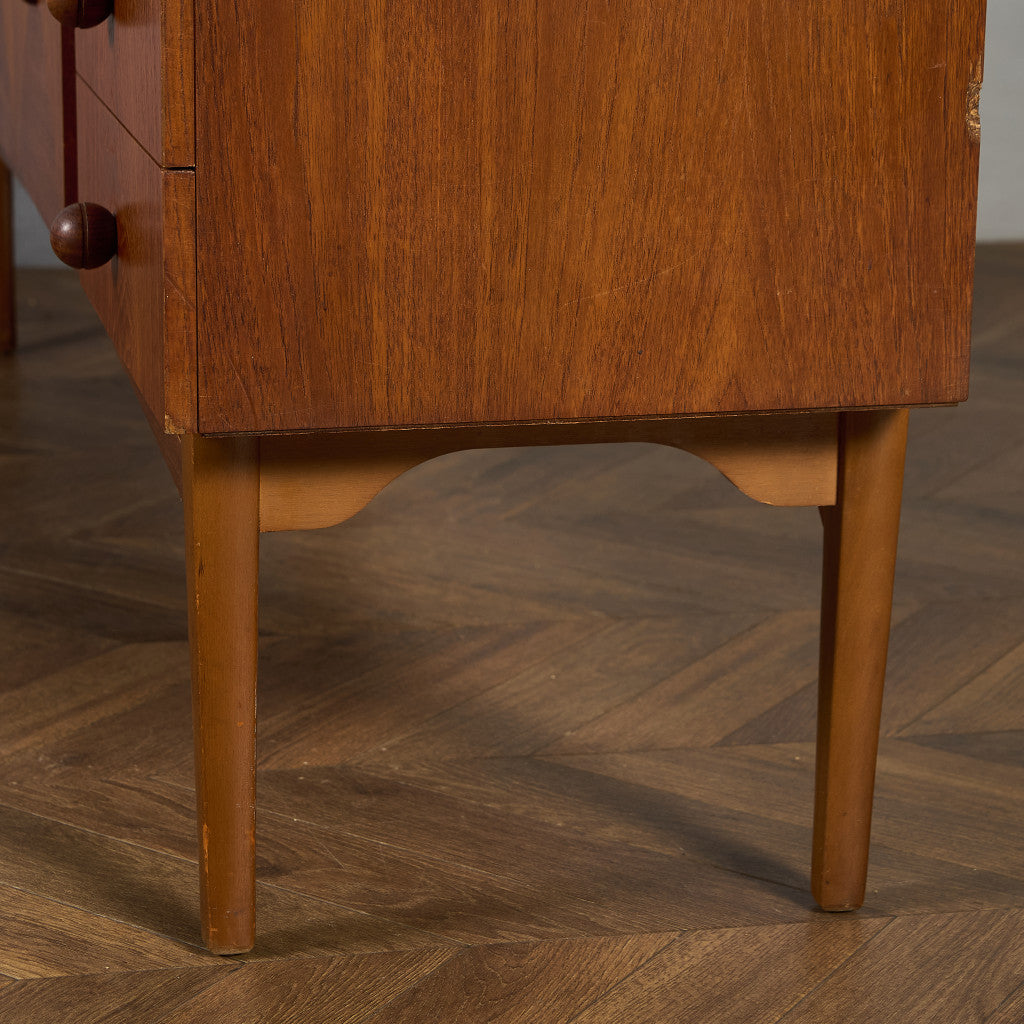 イギリス ヴィンテージ サイドボード