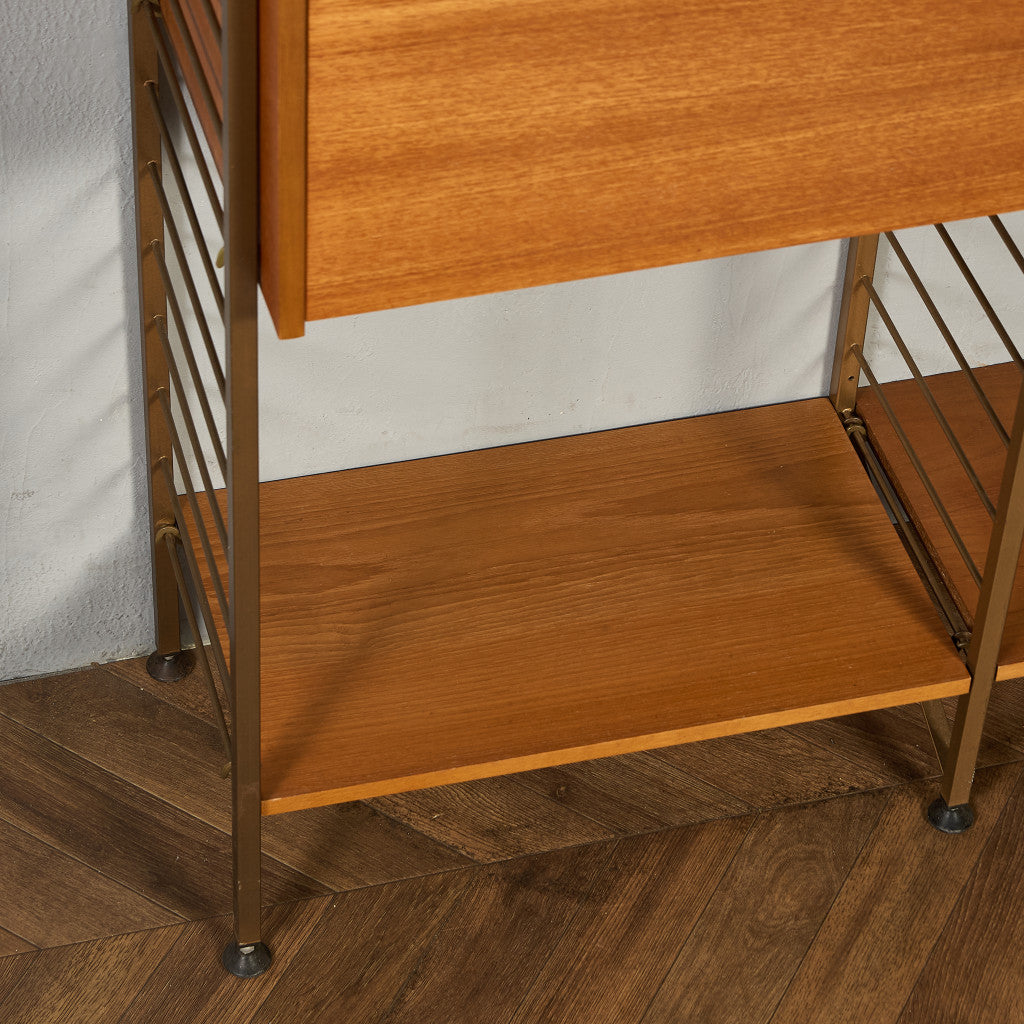 ウォールユニット