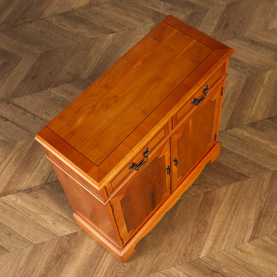 英国 クラシック ブックシェルフ