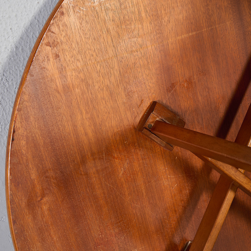 ドロップリーフゲートレッグテーブル