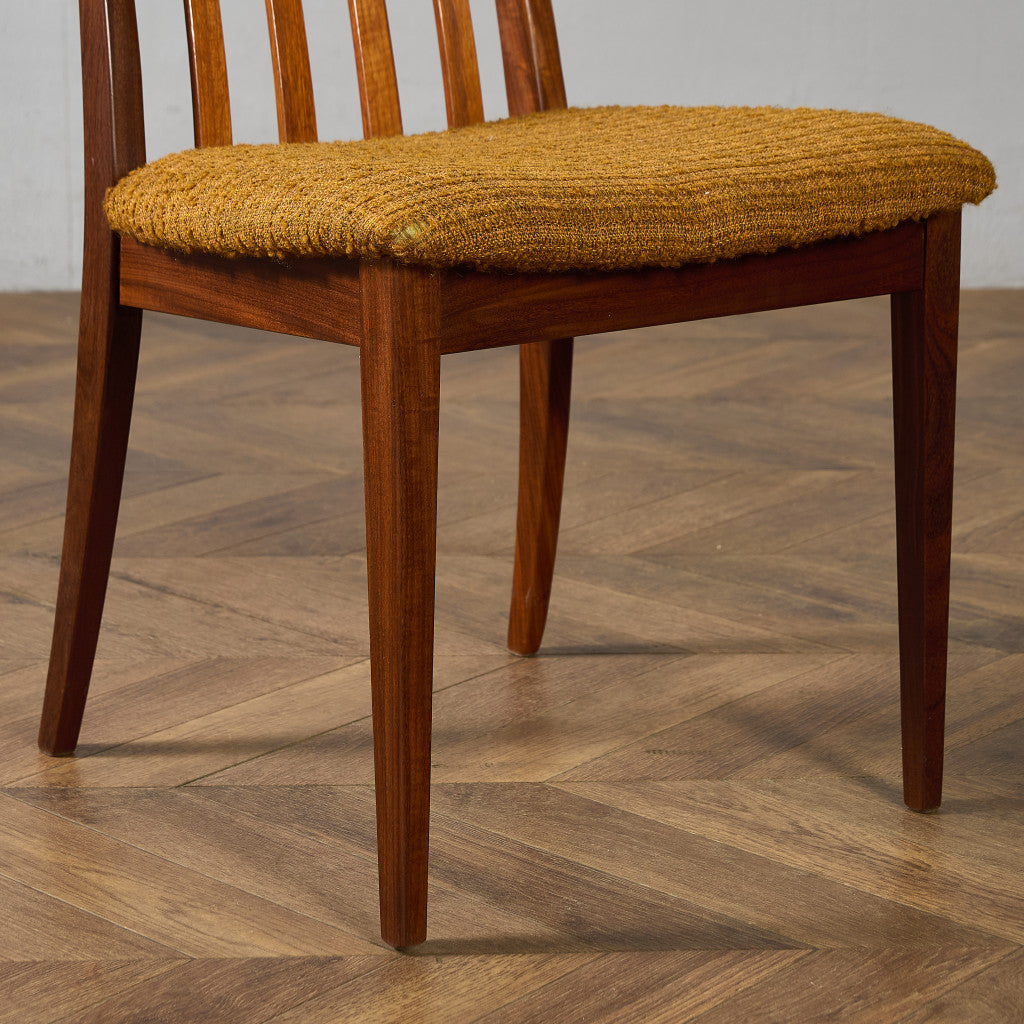 スラットバックチェア (4540)