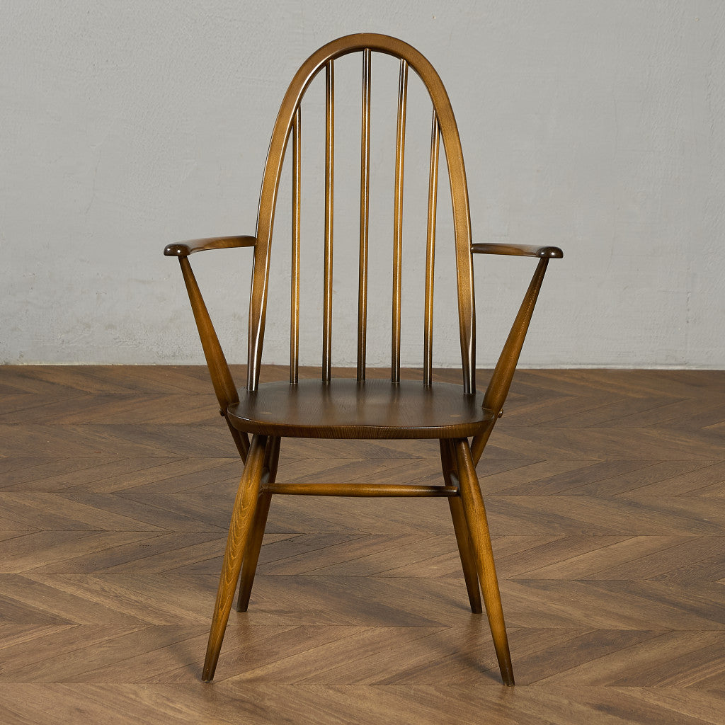 ヴィンテージ クエーカー アームチェア ラウンドゴールドラベル