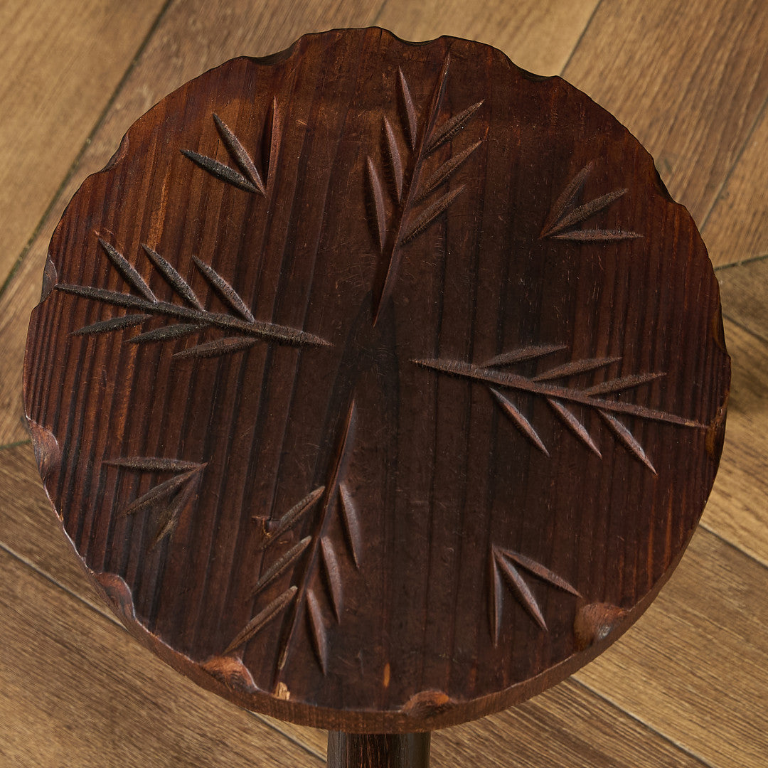 英国 クラシック ミルキングスツール