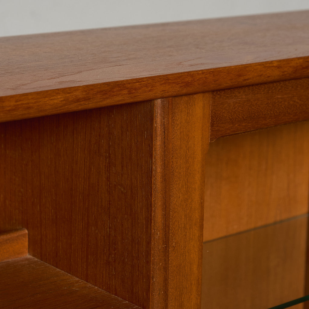 ヴィンテージ ハイサイドボード