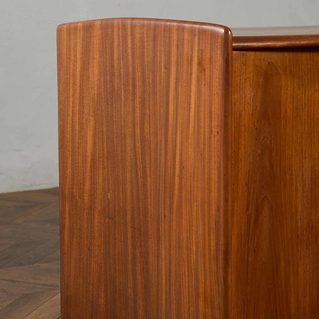 Volany ヴィンテージ サイドボード