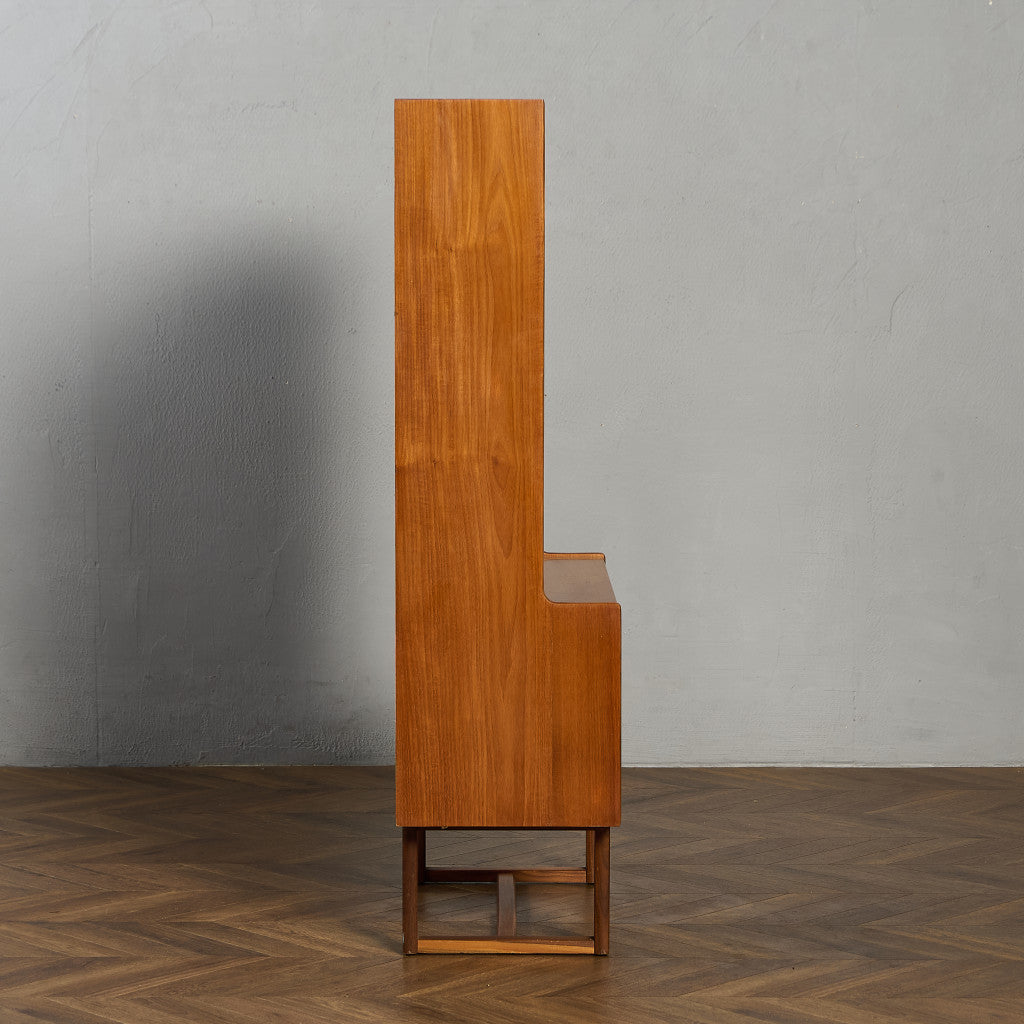 ヴィンテージ ガラスキャビネット