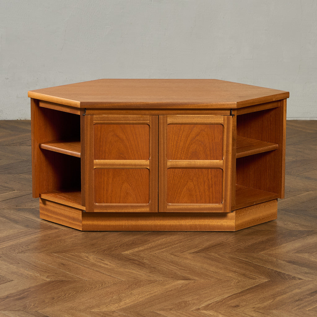 ヴィンテージ コーナー AVボード