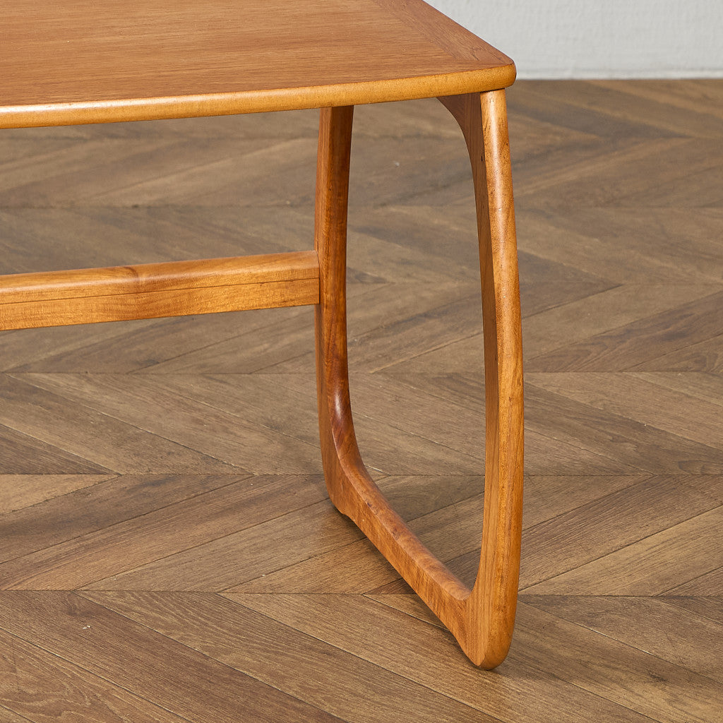 Burlington ネストテーブル