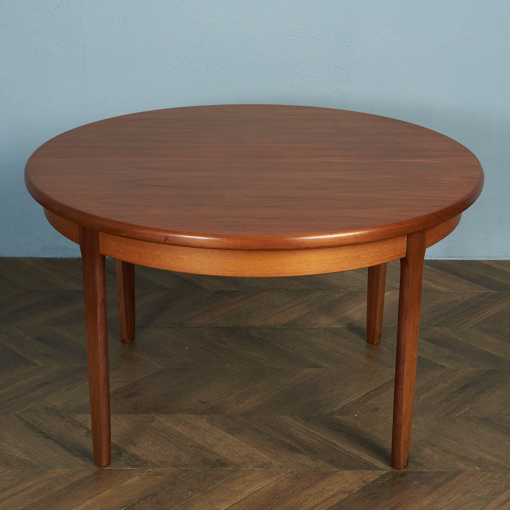 Elliotts Of Newbury Extendable Round Dining Table #84697