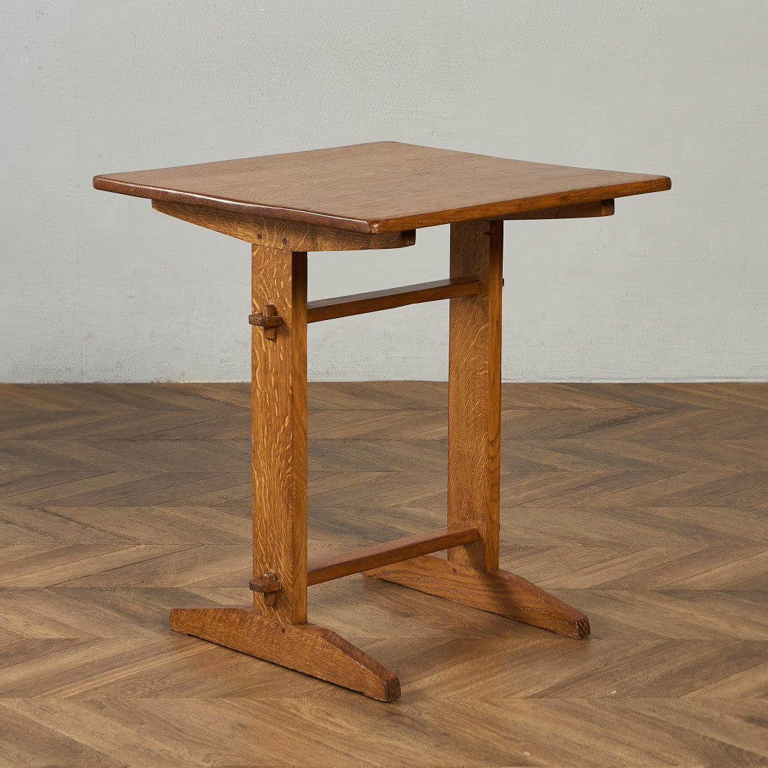 英国 クラシック サイドテーブル