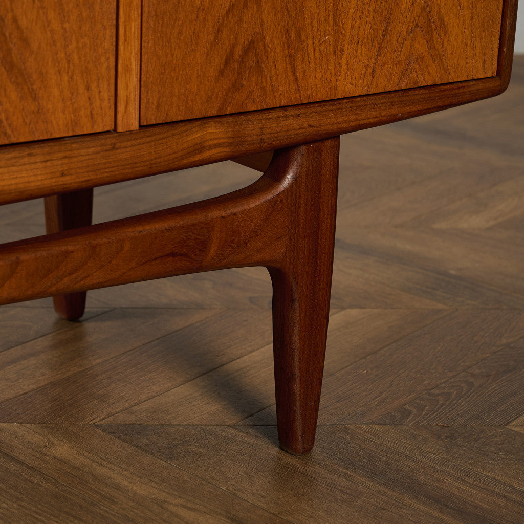 Fresco ヴィンテージ 脚付き サイドボード (4072)