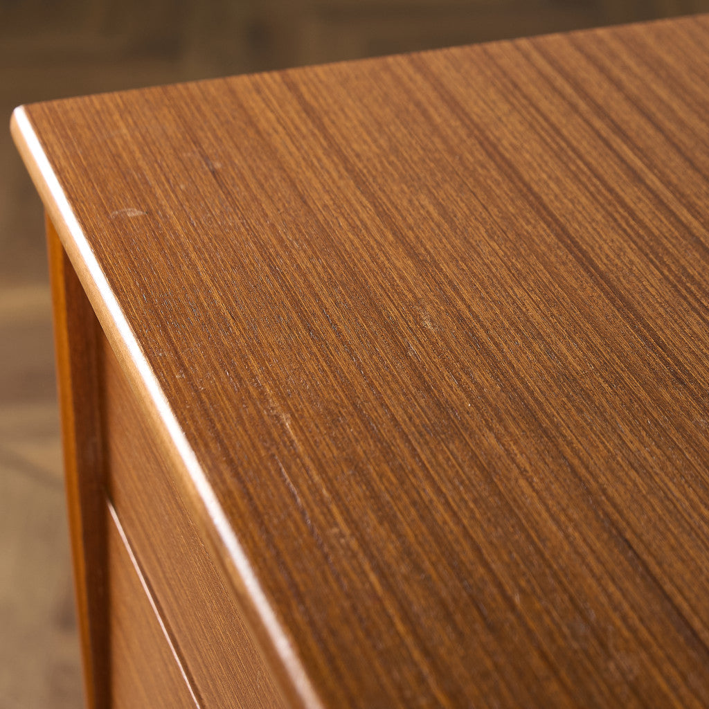 ヴィンテージ 6段チェスト