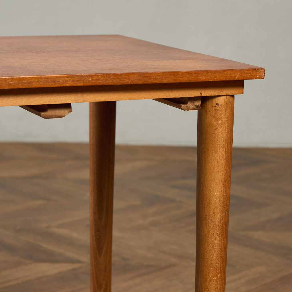 Novy Domov ヴィンテージ ネストテーブル